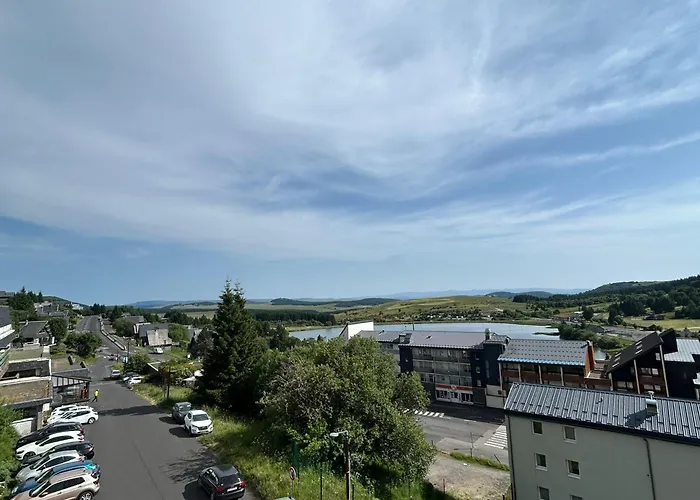 Appartement 2 Pièces Vue Montagne, Proche Pistes Et - Fr-1-814-64 *